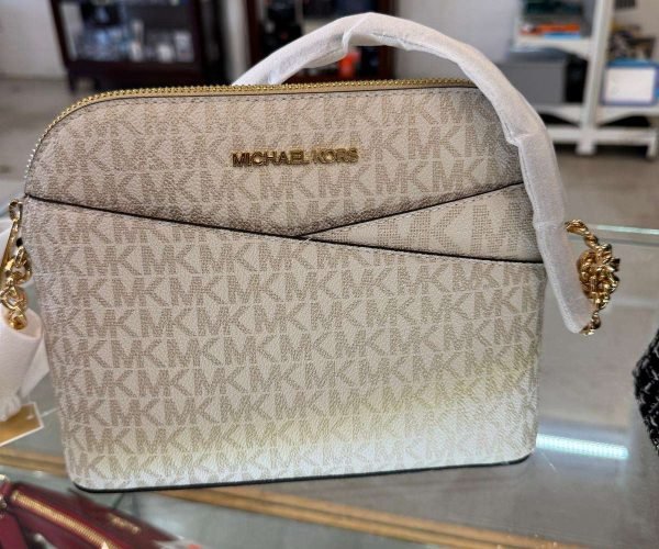 WhatsApp Image 2025-04-21 at 11.54.06 AM (1)